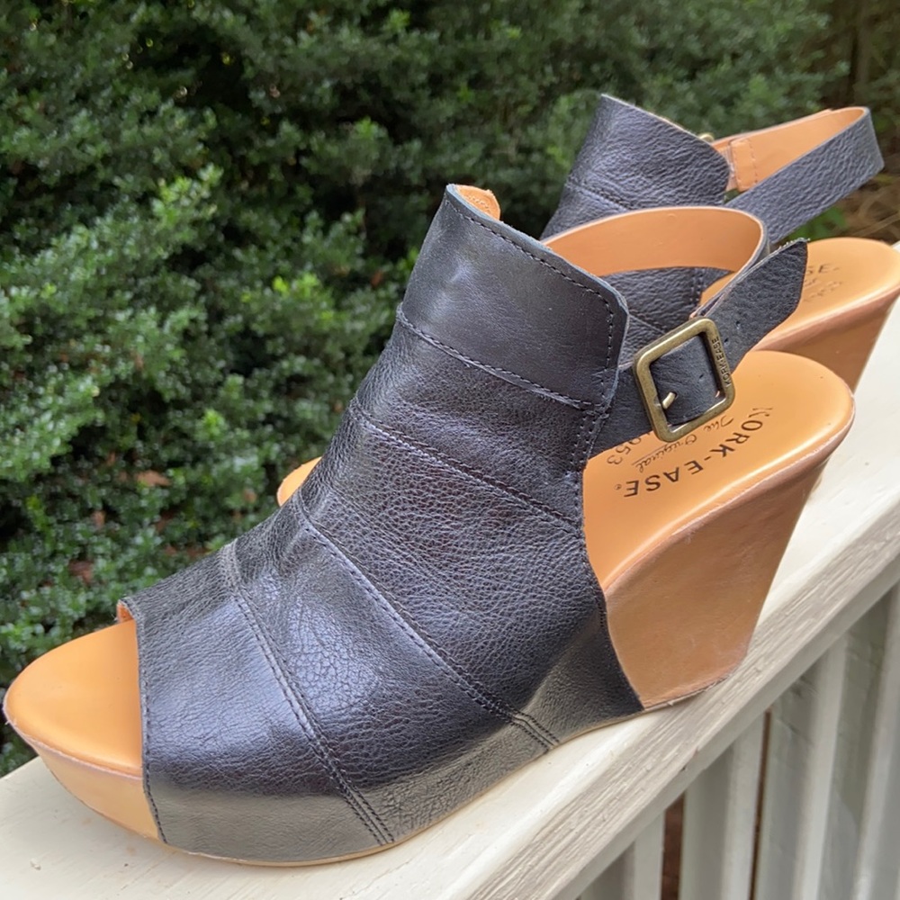 Kork-Ease black wedge shoes women’s size 9